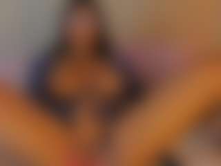 aprilebony's Live Sex Cam Show