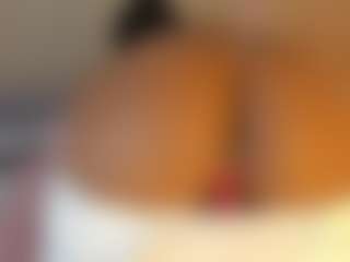 Live cam show with aprilebony - Handjob on Camsoda