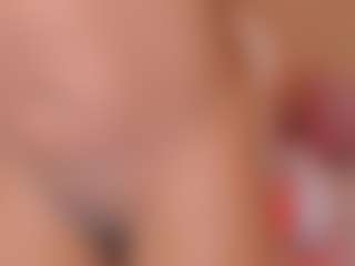 aprilebony's Live Sex Cam Show