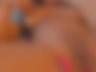 aprilebony's Live Sex Cam Show
