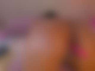 aprilebony's Live Sex Cam Show