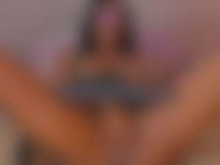 aprilebony's Live Sex Cam Show