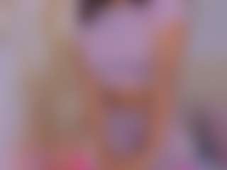 aprilebony's Live Sex Cam Show