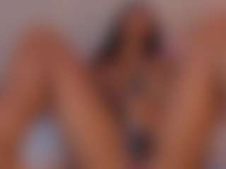 aprilebony's Live Sex Cam Show
