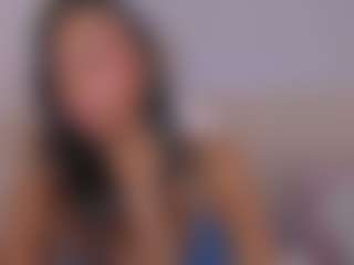 Live cam show with aprilebony - Striptease on fapnchat