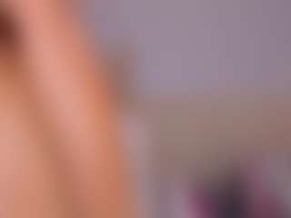aprilebony's Live Sex Cam Show
