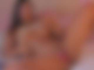 aprilebony's Live Sex Cam Show