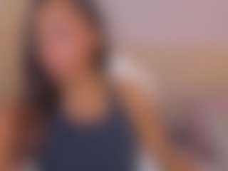 Live cam show with aprilebony - Black Petite on CamwithHer