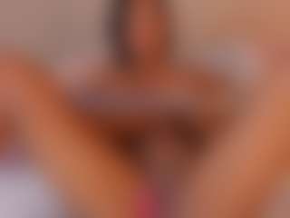 aprilebony's Live Sex Cam Show