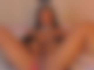 aprilebony's Live Sex Cam Show