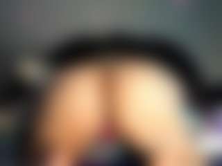 RenaSoBlasian MILF webcam performer live streaming