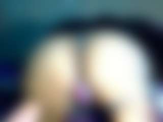 RenaSoBlasian's Live Sex Cam Show