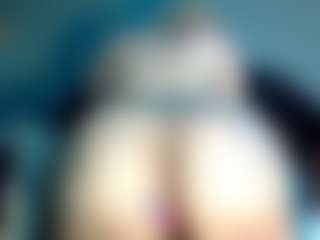 RenaSoBlasian's Live Sex Cam Show