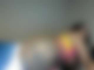 Live cam show with RenaSoBlasian - Mature on Mixed Magazine Live