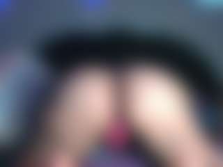 RenaSoBlasian's Live Sex Cam Show