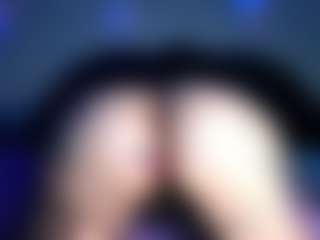 RenaSoBlasian's Live Sex Cam Show