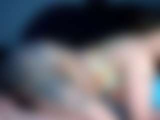 Live cam show with RenaSoBlasian - Brown Eyes Ebony on TastyBlacksLive