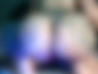 RenaSoBlasian's Live Sex Cam Show