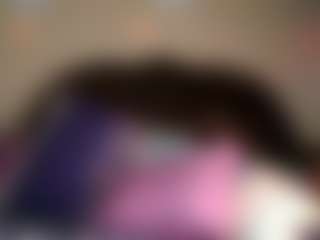 Live cam show with RenaSoBlasian - Spank Asian on Free Soda