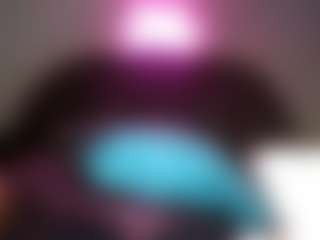 Live cam show with RenaSoBlasian - Athletic Asian on Dolls Live