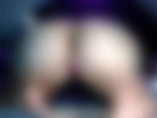 RenaSoBlasian's Live Sex Cam Show