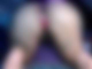 Live cam show with RenaSoBlasian - Spanish Mature on sexylive.show | united states