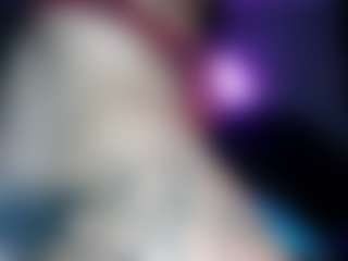 Live cam show with RenaSoBlasian - Athletic Asian on friskycurves.com