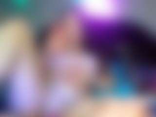 RenaSoBlasian MILF webcam performer live streaming