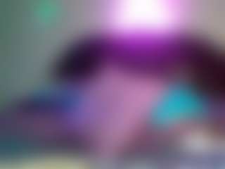 RenaSoBlasian MILF webcam performer live streaming