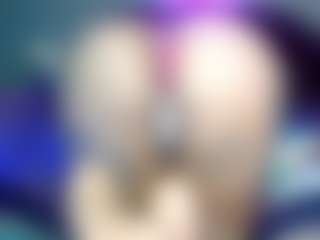 RenaSoBlasian's Live Sex Cam Show