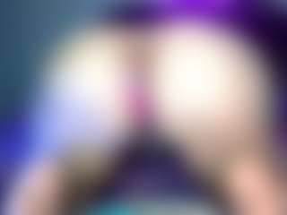 RenaSoBlasian's Live Sex Cam Show