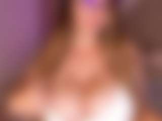 Live cam show with kennasavage - Lingerie on AdultVida.com