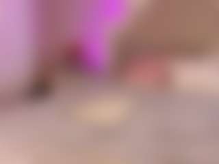 Live cam show with kennasavage - Fetish Curvy on intimatelivegirls.com