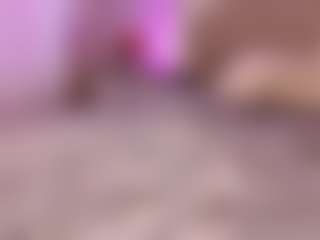 Live cam show with kennasavage - Curvy Toys on eurowanks.com
