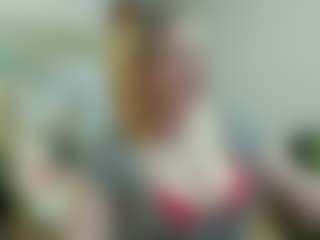 Live cam show with joyfuluntamed - Grey Eyes on Fling VIP Chat