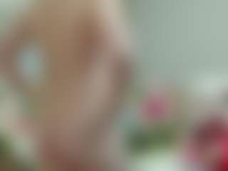 Live cam show with joyfuluntamed - Mature on CSO-WL