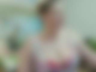 joyfuluntamed MILF webcam performer live streaming