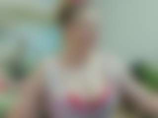 Live cam show with joyfuluntamed - Legs on sexylive.show