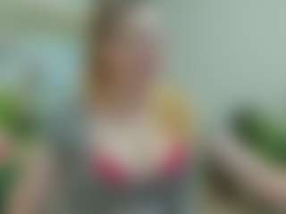 Live cam show with joyfuluntamed - Solo on Soda Cam