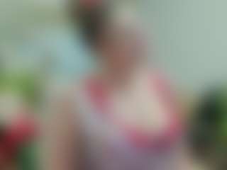 joyfuluntamed MILF webcam performer live streaming