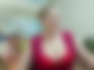 joyfuluntamed MILF webcam performer live streaming