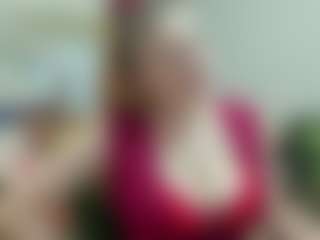 joyfuluntamed MILF webcam performer live streaming