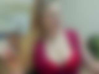 Live cam show with joyfuluntamed - Mature on Camiplay Live