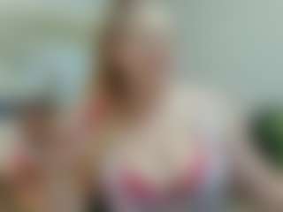 Live cam show with joyfuluntamed - Bedroom Mature on Instabang