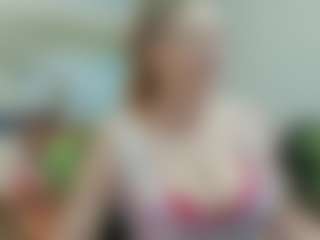 Live cam show with joyfuluntamed - Fingering MILF on googirlz