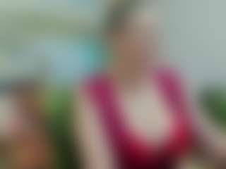 Live cam show with joyfuluntamed - BBW Mature on Camsoda