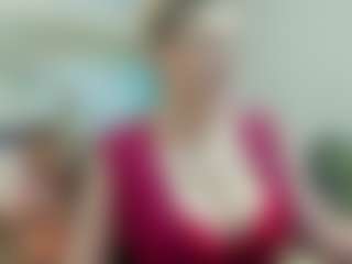 joyfuluntamed's Live Sex Cam Show