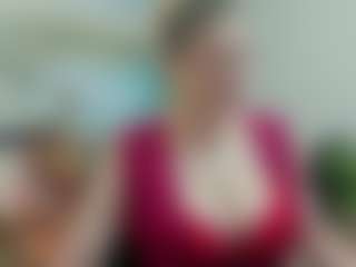 joyfuluntamed MILF webcam performer live streaming