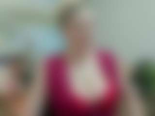 Live cam show with joyfuluntamed - Middle Aged on Camsoda