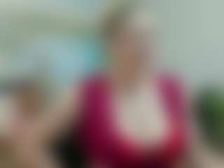 joyfuluntamed MILF webcam performer live streaming
